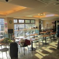 フロント横にあるロビー。朝食はここで頂きます