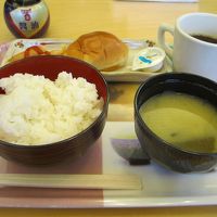 朝食は既にあらかた食べられているので評価のしようがなかった