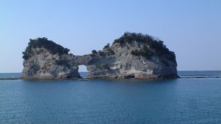 白浜観光　(2)　　円月島（えんげつとう）を見学