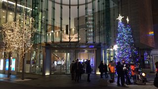 【大通ビッセ】地下街とも直結！大通公園に面した複合ビル 