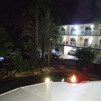 ベランダからプールを