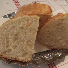 大きめのパン