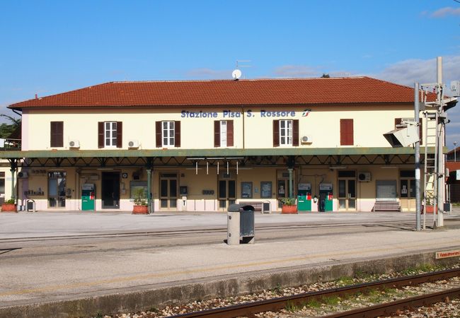ピサの斜塔を訪れるなら、この駅が最寄りです(徒歩5分でドゥオモ広場～)