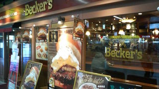 柏駅でサンドイッチやハンバーガーでのんびり一息