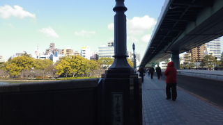 ここから大阪城に行けます