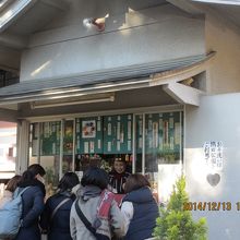 若い娘さんは歓迎される