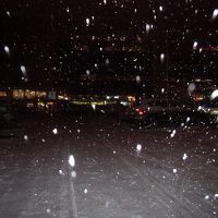 最寄りのコンビニまで徒歩数分ですが吹雪くと辛い