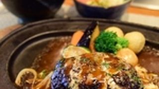 レトロな雰囲気の洋食店