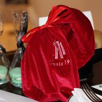 小さな小袋にマカロンが^^ボーイさんが持ってきました♪