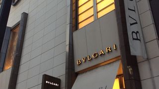 世界最大模の旗艦店