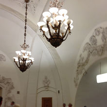 美しいアルバーツカヤ駅