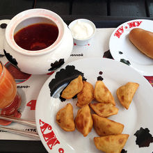 ボルシチは美味しかったです