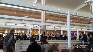 きれい！変わったショップもあって楽しい！