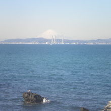 店内から海と富士山が見えます