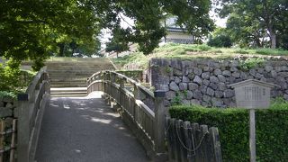 小さいけど高い橋