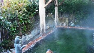 まさに秘湯。苦労して行く甲斐のある極上泉質