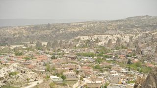 不思議な忘れ難い光景