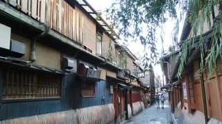 祇園を代表する風景は散策に最適