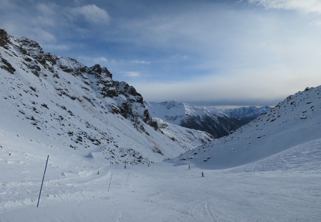 3,000mクラスのスキー場