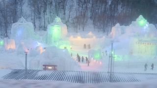 層雲峡氷瀑まつり　アナと雪の女王の世界