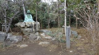 珍しい座像でした