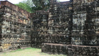 迷路みたいな「ライ王のテラス」