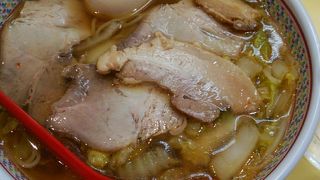 大阪の定番ラーメンが大阪駅で食べられる