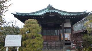 鎌倉大仏に向かう途中…。