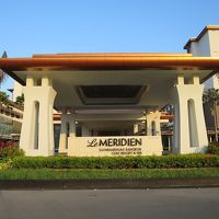 ホテル正面です