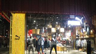 アジア最大のプーマストア