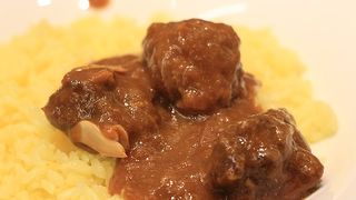 カレーダイニング　アビオン