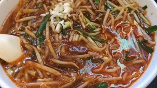 夜も朝まで。ランチも安い。