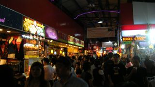 ごちゃごちゃしているが結構整然とされているような