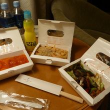 おいしかったです(飲み物はお店のものではありません)．