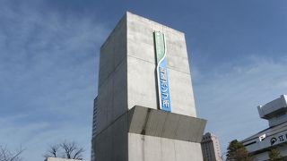 江戸博物館と張り合うよう