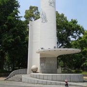 芝公園内の白い塔