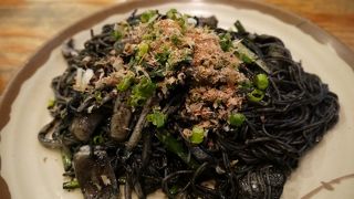 イカスミソーメンはイカスミの旨み