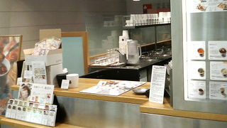 改札内で味わえるスープとライスのヘルシーな軽食