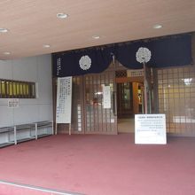 平和大塔の1階部分です