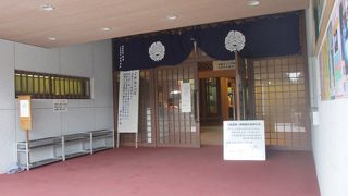 奥の方に曼荼羅が展示されていました