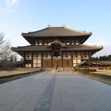 誰もいない大仏殿