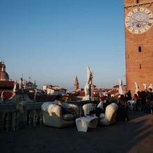 バジリカ最上階テラスのカフェから