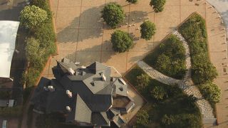 上から見ると、スゴイ造りです