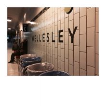 最寄りのWellesly駅