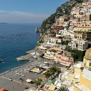 Belvedere di Positanoからはポジタ-ノの素晴らしい景色が見渡せます！