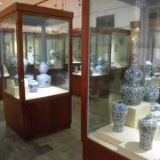 陶器の展示