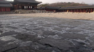 冬季はスリップに御注意下さい