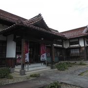 大正時代から受け継がれる建物