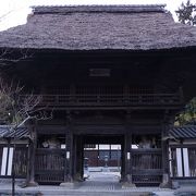 国主の菩提寺という風格が今でも健在