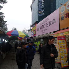 この人混みが良いんですよね。